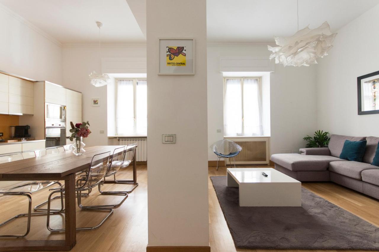 Ferienwohnung Youhosty - Dei Piatti 3 Mailand Exterior foto